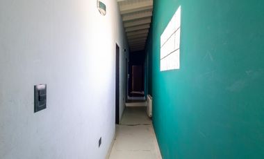 VENTA CASA DE 4 AMBIENTES CON AMPLIO GALPÓN EN QUILMES