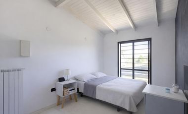 VENTA CASA DE 4 AMBIENTES CON AMPLIO GALPÓN EN QUILMES