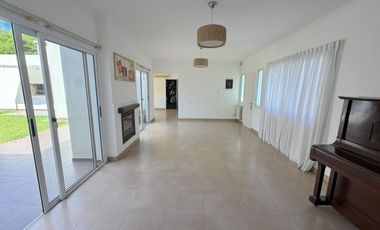 Casa en venta Fincas de Iraola Dos !!