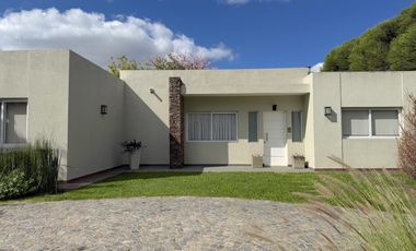 Casa en venta Fincas de Iraola Dos !!