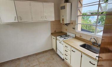 DEPARTAMENTO DE 2 AMBIENTES CON BAJAS EXPENSAS EN ALQUILER. FLORIDA