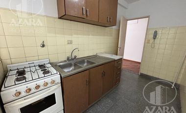 Departamento 2 amb  amplio    en alquiiler