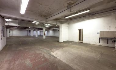 Excelentes naves industrial de 1000 m2 cubiertos en Hurlingham