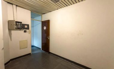 Excelentes naves industrial de 1000 m2 cubiertos en Hurlingham