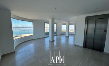 Penthouse a estrenar, con 349m2 propios