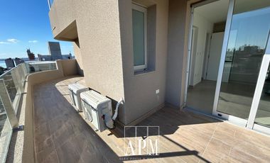 Penthouse a estrenar, con 349m2 propios