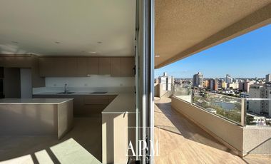 Penthouse a estrenar, con 349m2 propios