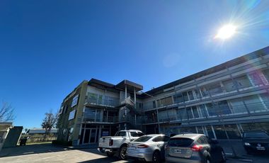 VENTA OFICINA  o LOCAL  68 m2   COMPLEJO VERDI 57