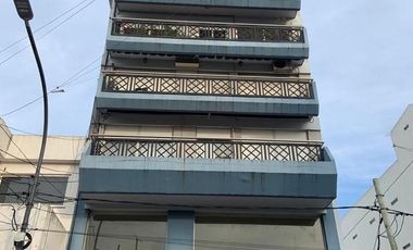 Departamento DE 1 PISO, 4 AMBIENTES - Lanús Este