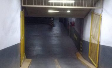 Cochera / Garaje doble en alquiler en Tribunales