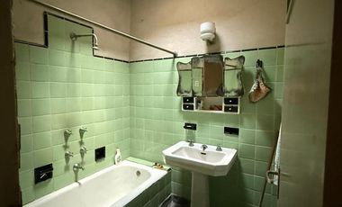 Gran oportunidad inversor: 2 departamentos en block (frente pasillo) en Banfield Oeste