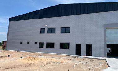 Alquiler Depósito 1500 m2 - Moreno