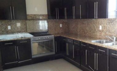CASA EN RENTA EN FRACC. BONATERRA, TEPIC, NAY.