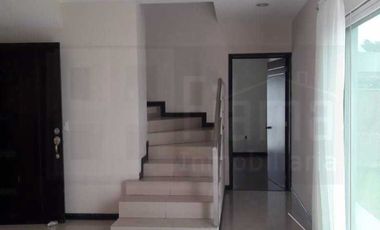 CASA EN RENTA EN FRACC. BONATERRA, TEPIC, NAY.
