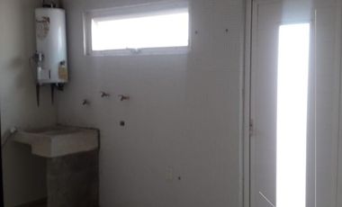 CASA EN RENTA EN FRACC. BONATERRA, TEPIC, NAY.