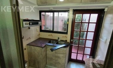 Casa en venta 5 dormitorios en 50 e/ 22 y 23 - La Plata
