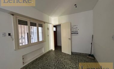 Lencke alquila - Lindisima casa en Punta Chica 1 cdra. Libertador sobre lote amplio