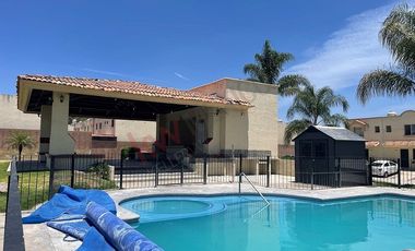 Casa en renta en Alta California dentro de coto San Diego