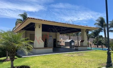Casa en renta en Alta California dentro de coto San Diego