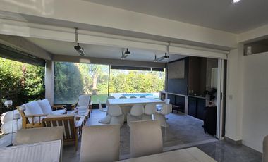 Casa en Vila Marina I