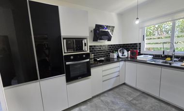 Casa en Vila Marina I