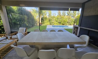 Casa en Vila Marina I