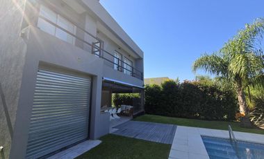 Casa en Vila Marina I