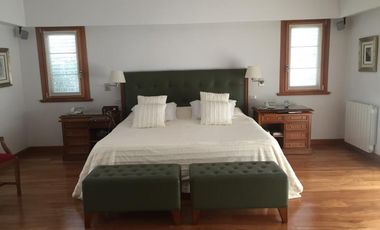 Espectacular casa a metros de Libertador