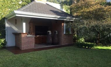 Espectacular casa a metros de Libertador