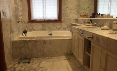 Espectacular casa a metros de Libertador