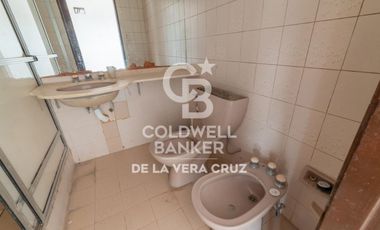 Casa de estilo en venta  en Guadalupe residencial, patio verde 4 dormitorios