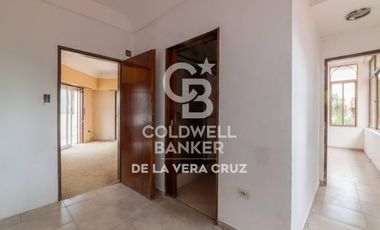 Casa de estilo en venta  en Guadalupe residencial, patio verde 4 dormitorios