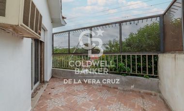 Casa de estilo en venta  en Guadalupe residencial, patio verde 4 dormitorios