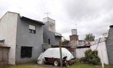 Casa 4 dormitorios en venta en Arturo Segui