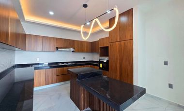 Casa en venta en fracc Las Palmas