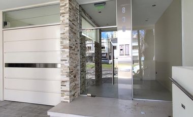 Departamento a estrenar 1 dormitorio balcòn sobre Bulevard 19 La Plata