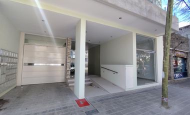 Departamento a estrenar 1 dormitorio balcòn sobre Bulevard 19 La Plata
