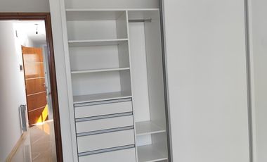 Departamento a estrenar 1 dormitorio balcòn sobre Bulevard 19 La Plata