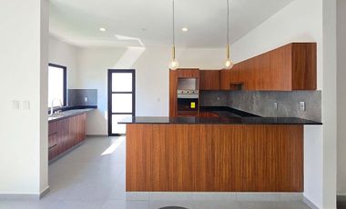 Casa en venta en Lomas del Dorado