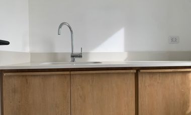 Casa en venta en Santa Ana, Villanueva con 5 dormitorios a la laguna