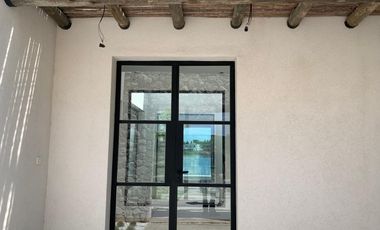 Casa en venta en Santa Ana, Villanueva con 5 dormitorios a la laguna