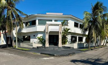 Residencia en venta fraccionamiento Costa de Oro