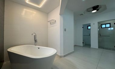 Residencia en venta fraccionamiento Costa de Oro