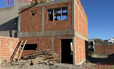 Vende Dúplex 3 dormitorios en Tierra Mansa