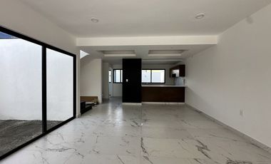 Casa en venta en Lomas del Dorado