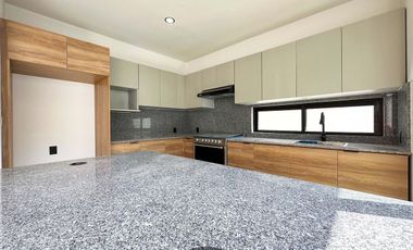 Casas en venta en Lomas del Dorado
