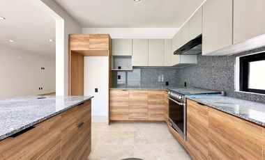 Casas en venta en Lomas del Dorado