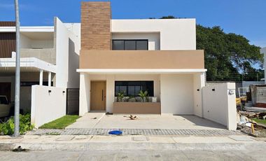 Casa en venta en Lomas del Dorado