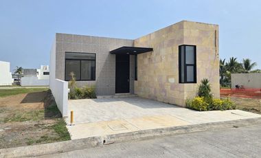 Casa en venta en Lomas del Dorado