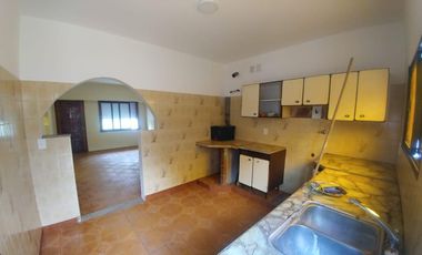 Casa en  Florencio Varela
